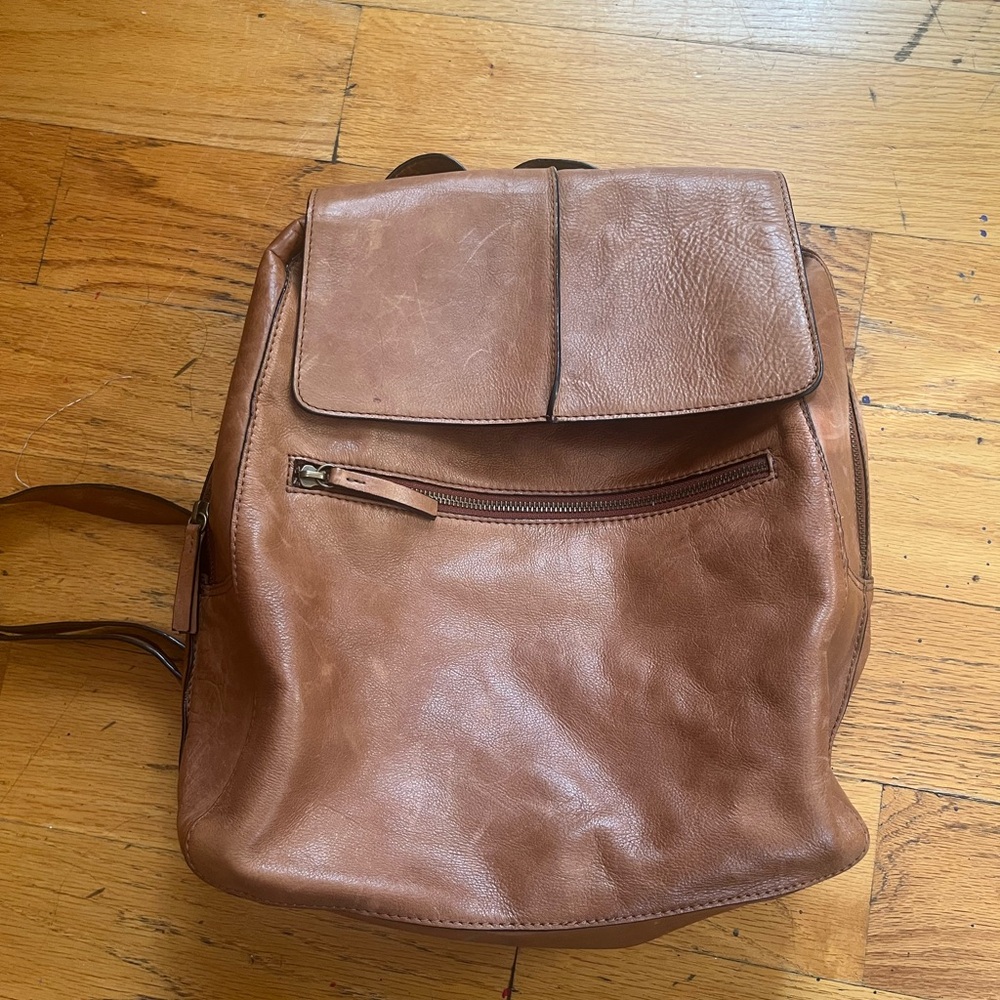 Elegant Tan Leather Women's Backpack